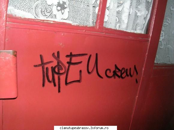 tupeu crew tagging, writing... [graffiti] coming... your door